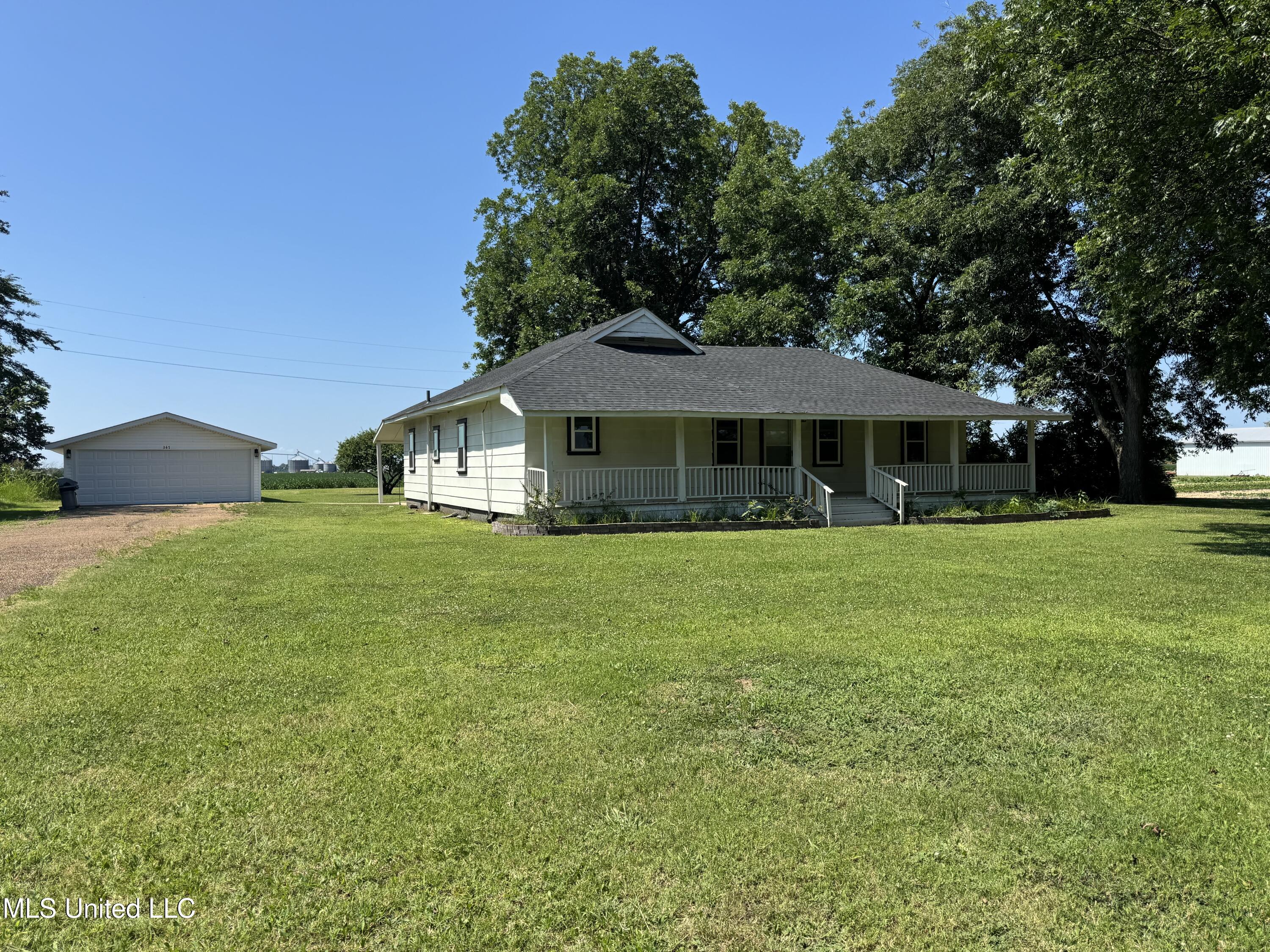 367 Lampard Road Cleveland, MS 38732 - Photo 2 of 51 IMG_3160