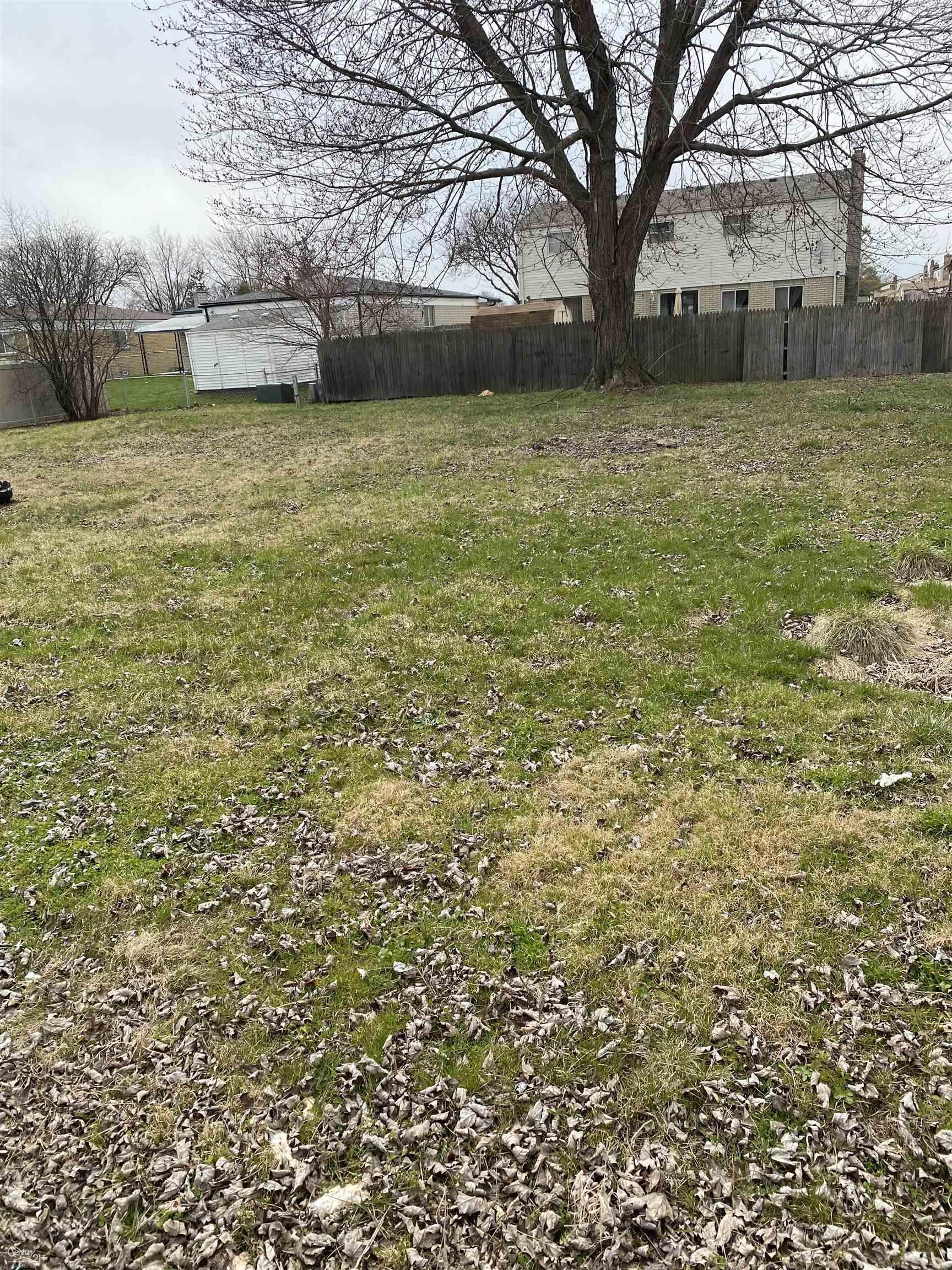 39531 Ryan Road Sterling Heights, MI 48310 - Photo 3 of 6