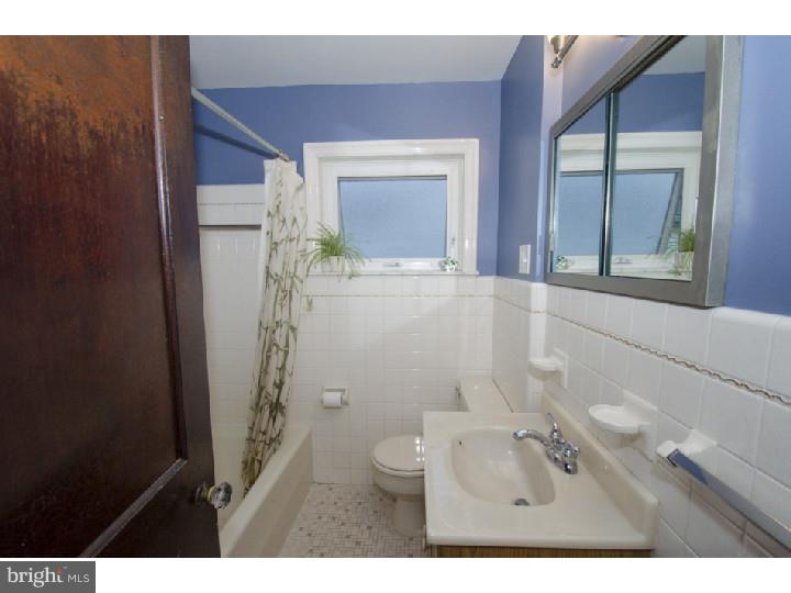 212 South Manoa Road Havertown, PA 19083 - Photo 13 of 24