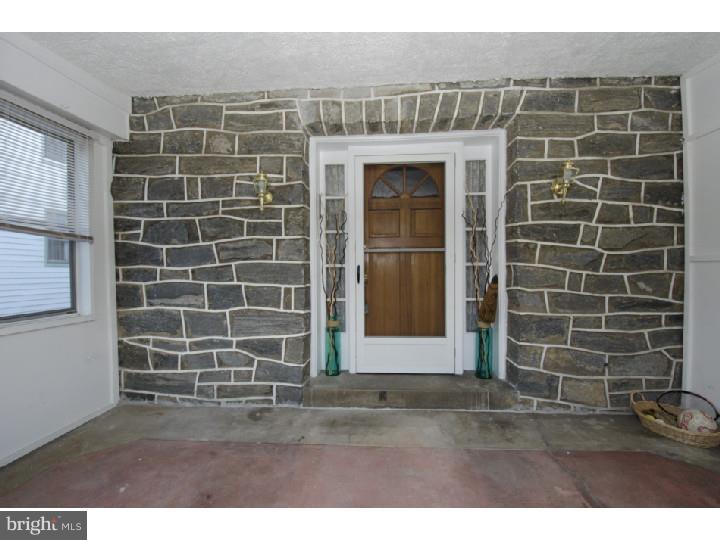 212 South Manoa Road Havertown, PA 19083 - Photo 7 of 24