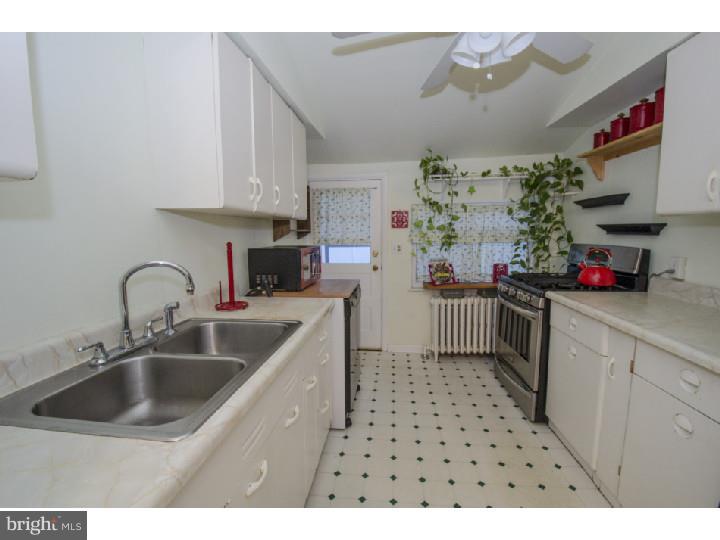 212 South Manoa Road Havertown, PA 19083 - Photo 8 of 24