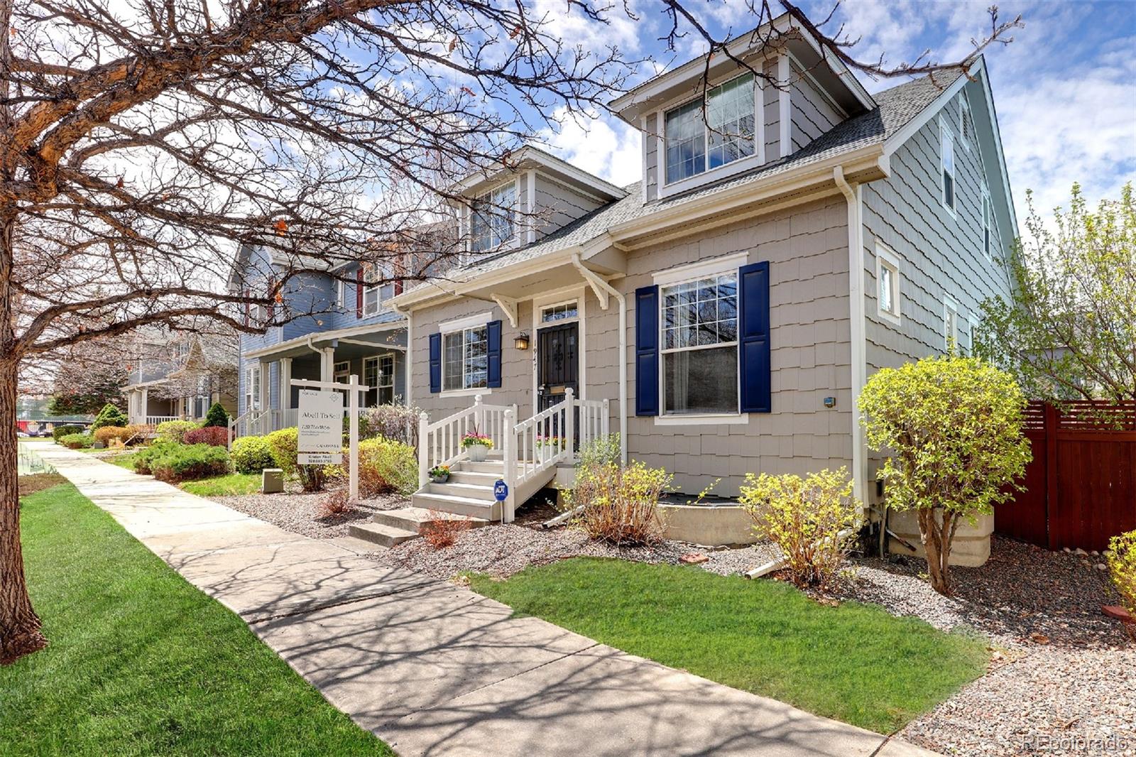 1947 King Street Denver, CO 80204 - Photo 31 of 40 front view of a house with a yard