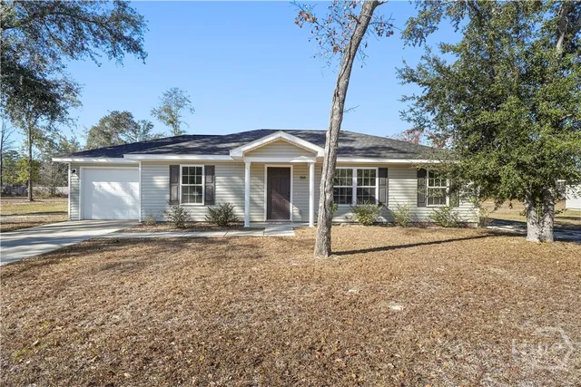 $219,900 | 368 Whispering Pines Road, Jesup, GA 31545
