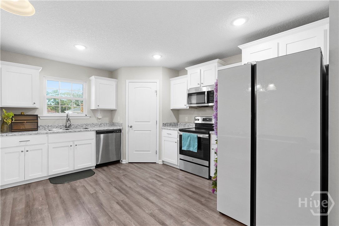 368 Whispering Pines Road Jesup, GA 31545 - Photo 25 of 36