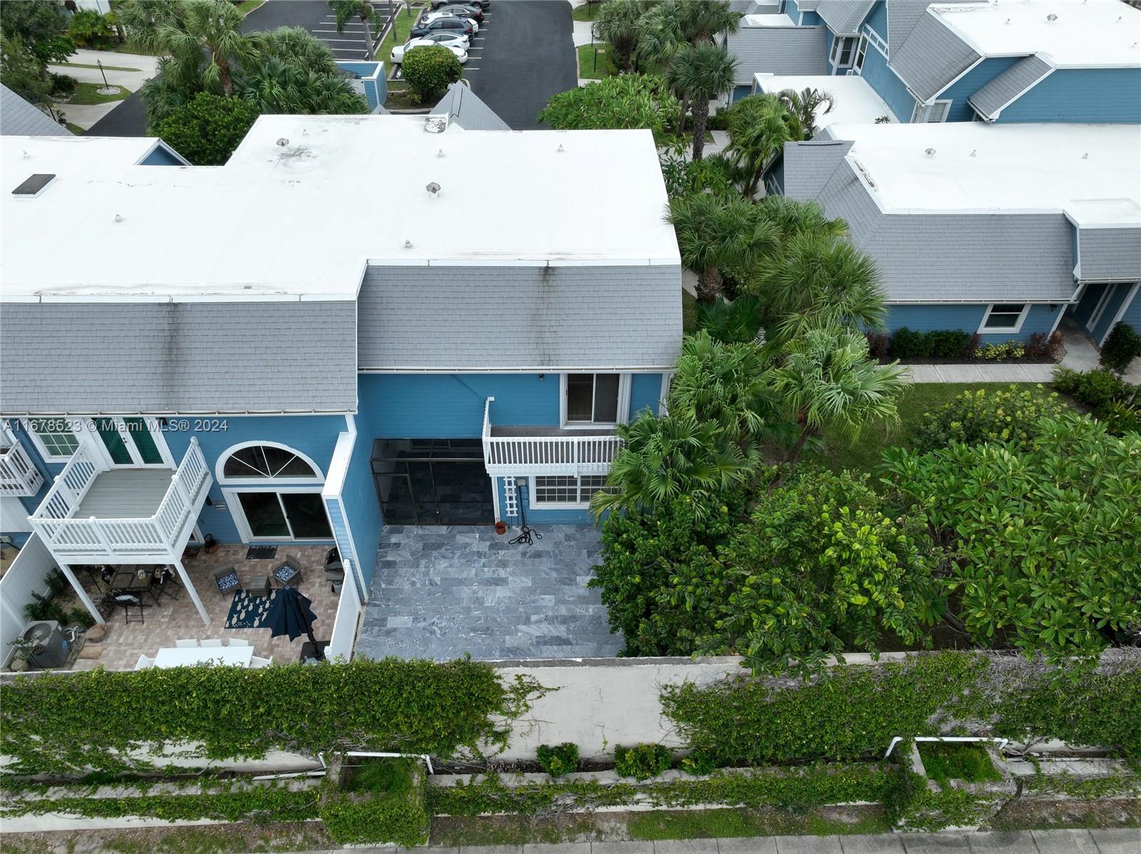 115 Ocean Dunes Circle Jupiter, FL 33477 - Photo 30 of 31