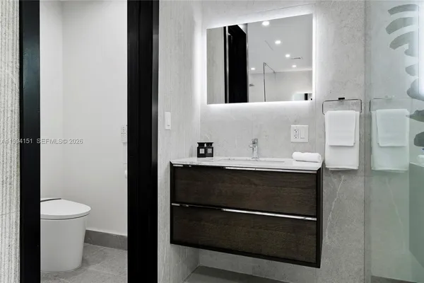 $12,000 | Dadeland, Miami, FL 33143
