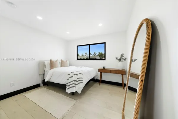 $12,000 | Dadeland, Miami, FL 33143