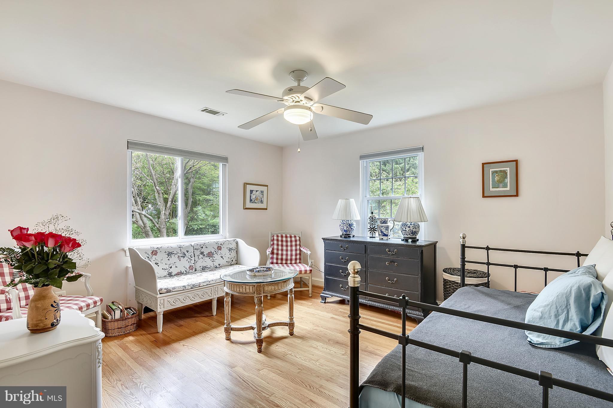 10201 Ridgemoor Drive Silver Spring, MD 20901 - Photo 11 of 29 1st floor BR 1 with adjoining bath