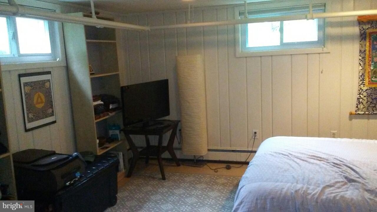 10201 Ridgemoor Drive Silver Spring, MD 20901 - Photo 19 of 29 Lower level suite bedroom