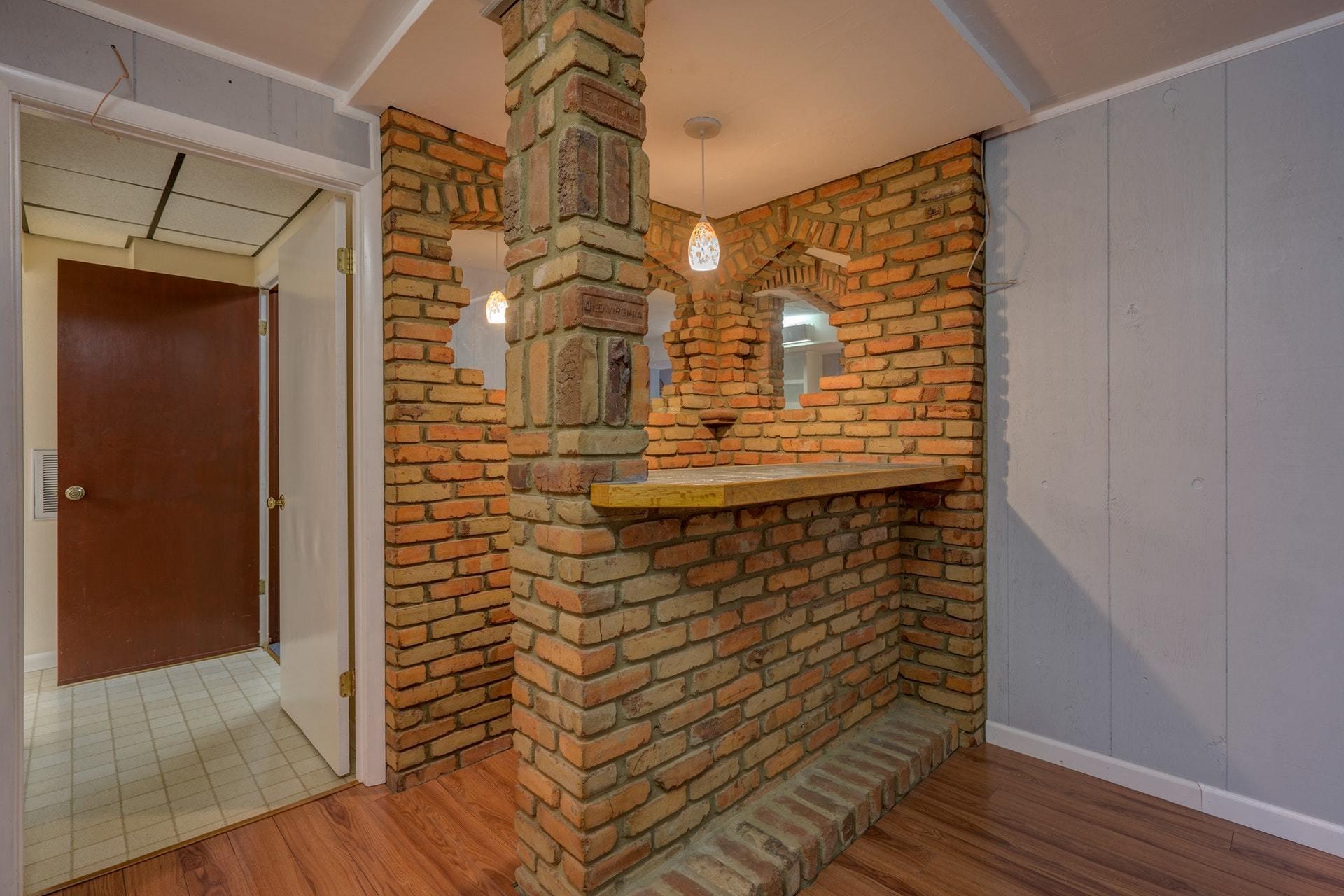 6545 Forest View Road Roanoke, VA 24018 - Photo 28 of 45 028-332767-DSC00161_2_3_4_5_8401407