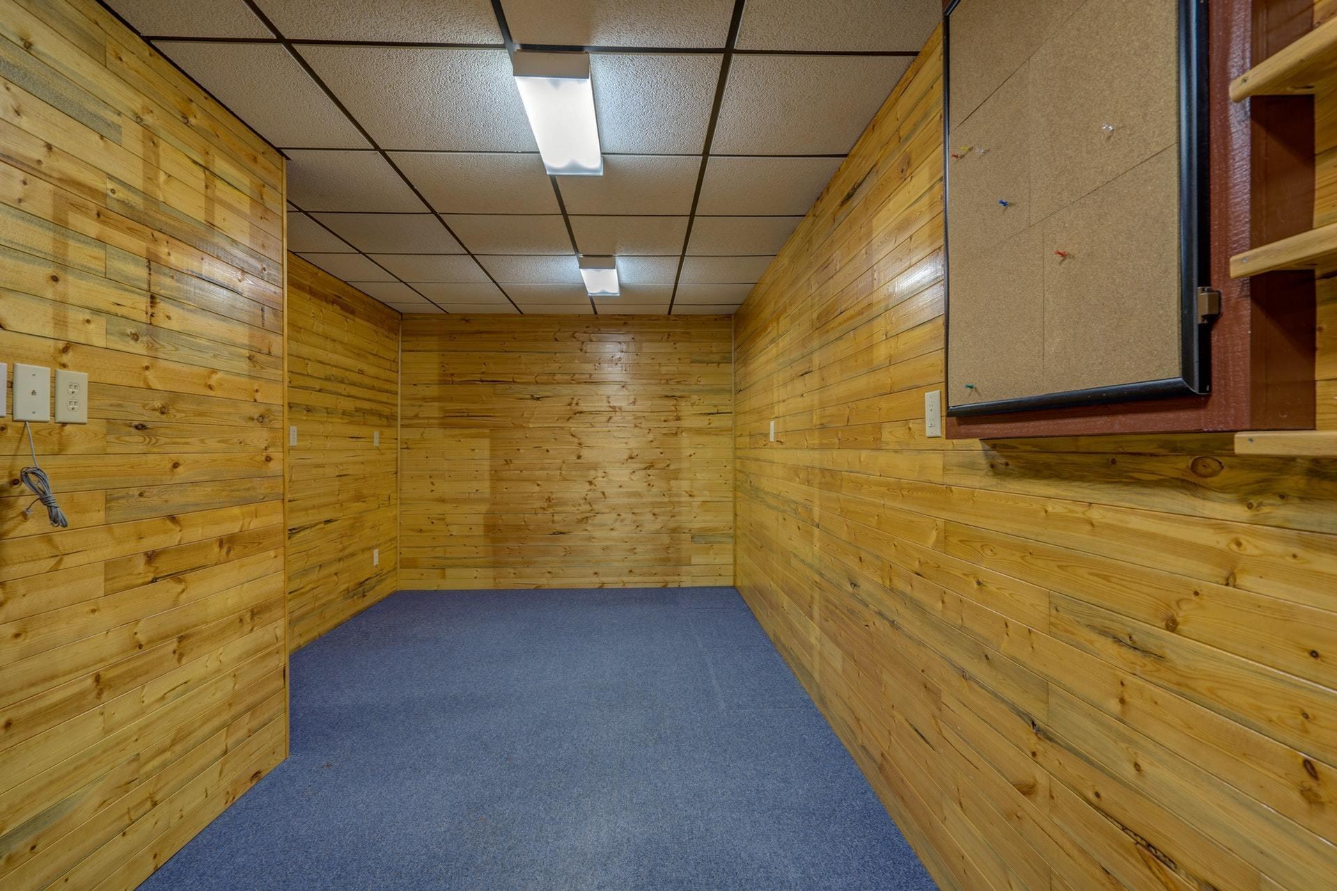 6545 Forest View Road Roanoke, VA 24018 - Photo 33 of 45 033-332767-DSC00196_197_198_199_200_8401