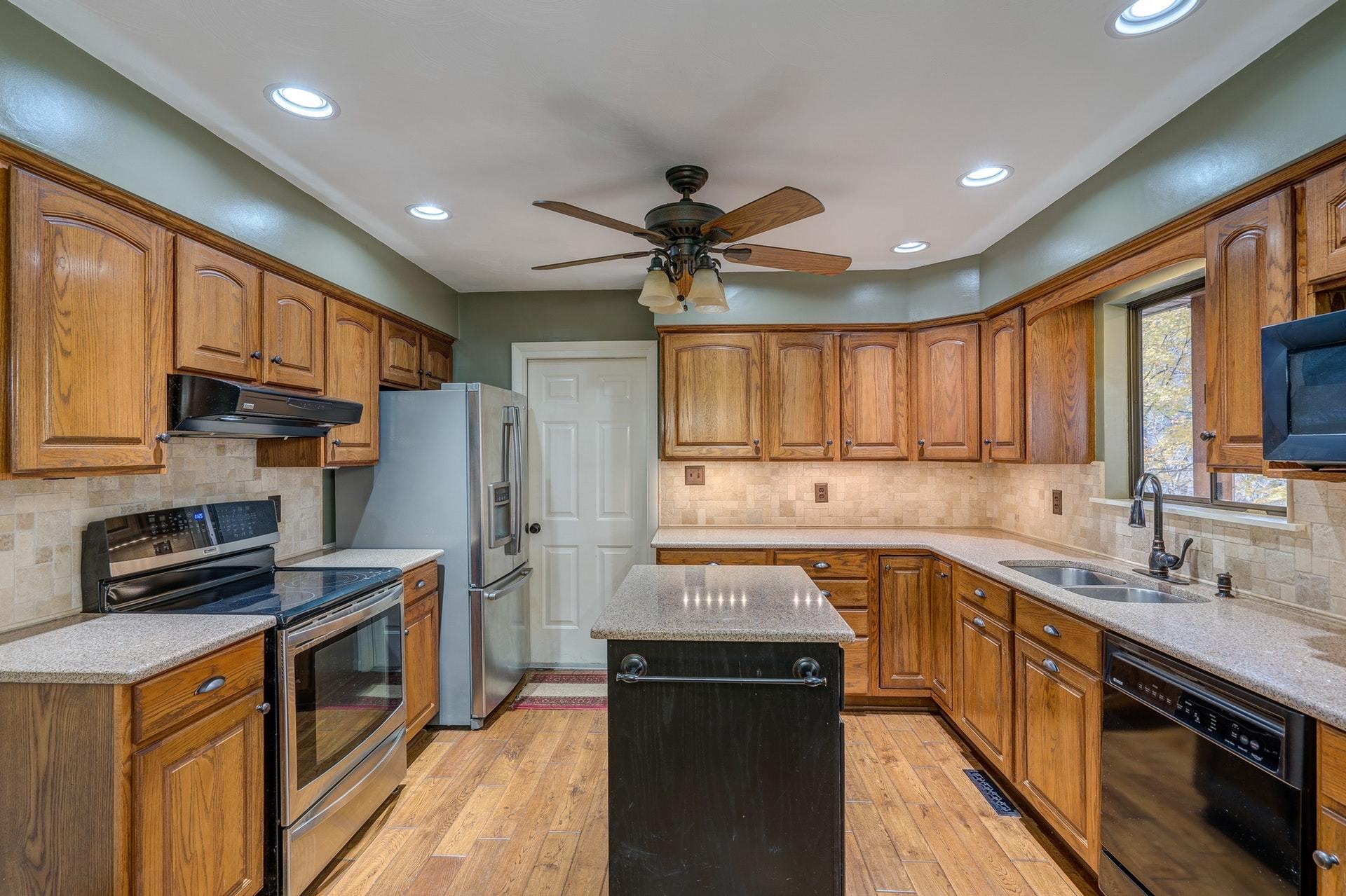 6545 Forest View Road Roanoke, VA 24018 - Photo 7 of 45 007-332767-DSC00031_2_3_4_5_8401383