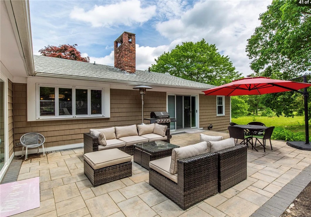 256 Old County Road Smithfield, RI 02917 - Photo 14 of 16 Gallery Image 14
