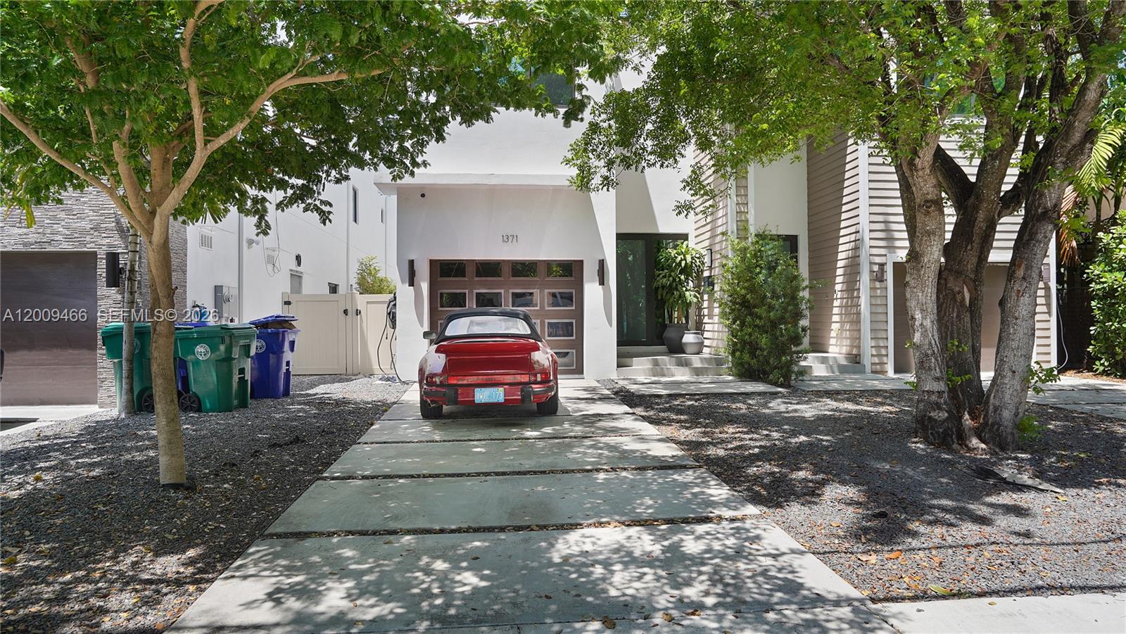 1371 Southwest 22nd Terrace, Unit 1371 Miami, FL 33145 - Photo 3 of 63