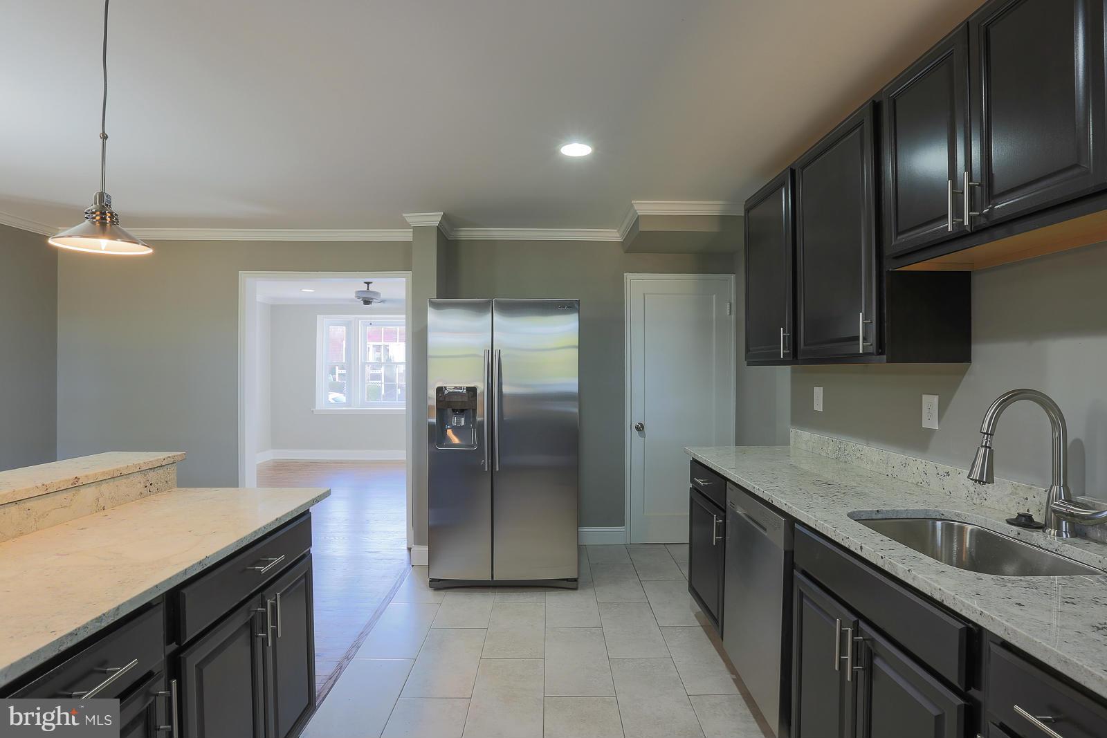 5737 Edgepark Road Baltimore, MD 21239 - Photo 12 of 30 Kitchen