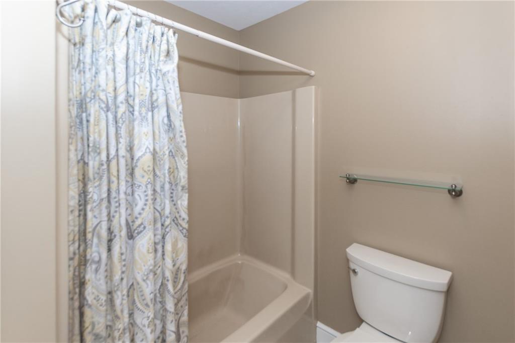 482 Ridgeview Lane Columbus, IN 47201 - Photo 15 of 34 Gallery Image 15
