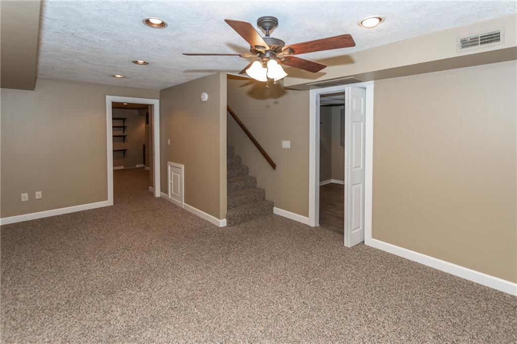 482 Ridgeview Lane Columbus, IN 47201 - Photo 19 of 34 Gallery Image 19