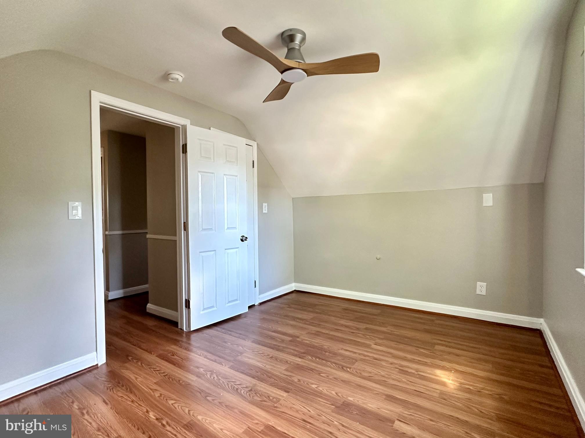 5215 Muth Avenue Baltimore, MD 21207 - Photo 23 of 37