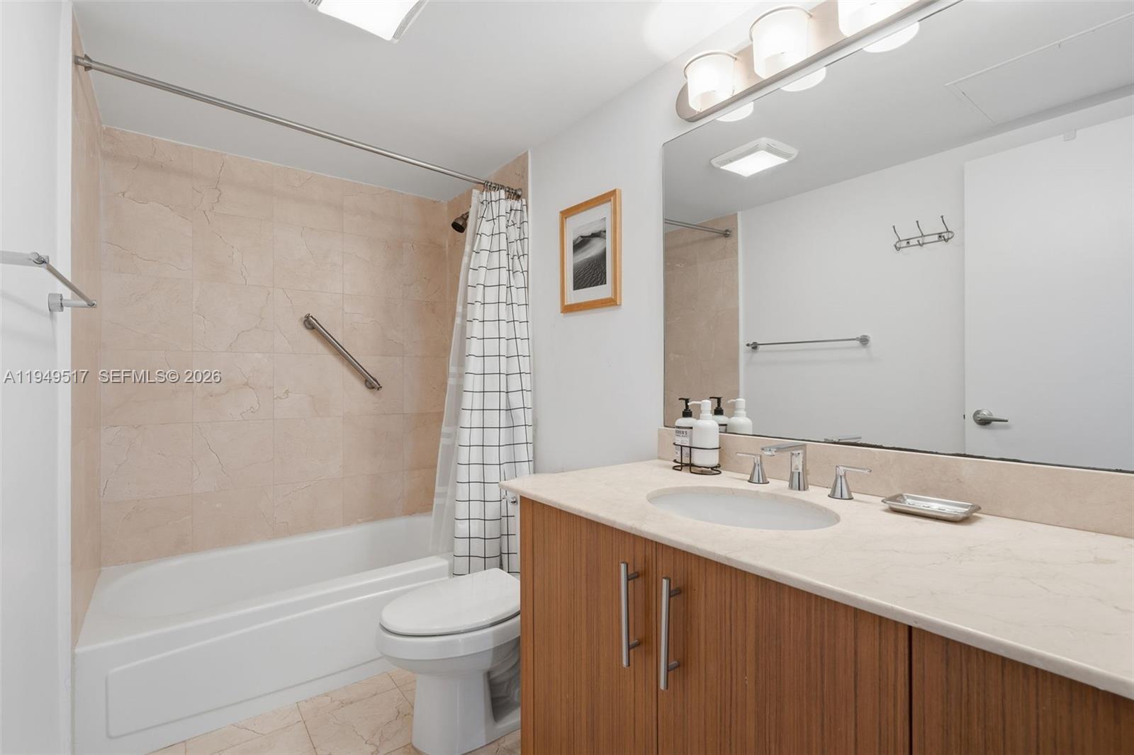 10275 Collins Avenue, Unit 718 Bal Harbour, FL 33154 - Photo 28 of 47