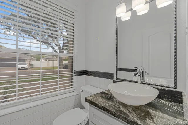 $2,700 | 3111 Persimmon Court, Laredo, TX 78045