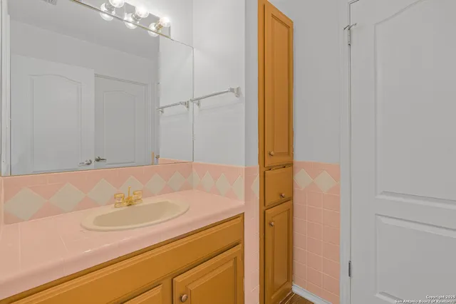 $2,700 | 3111 Persimmon Court, Laredo, TX 78045