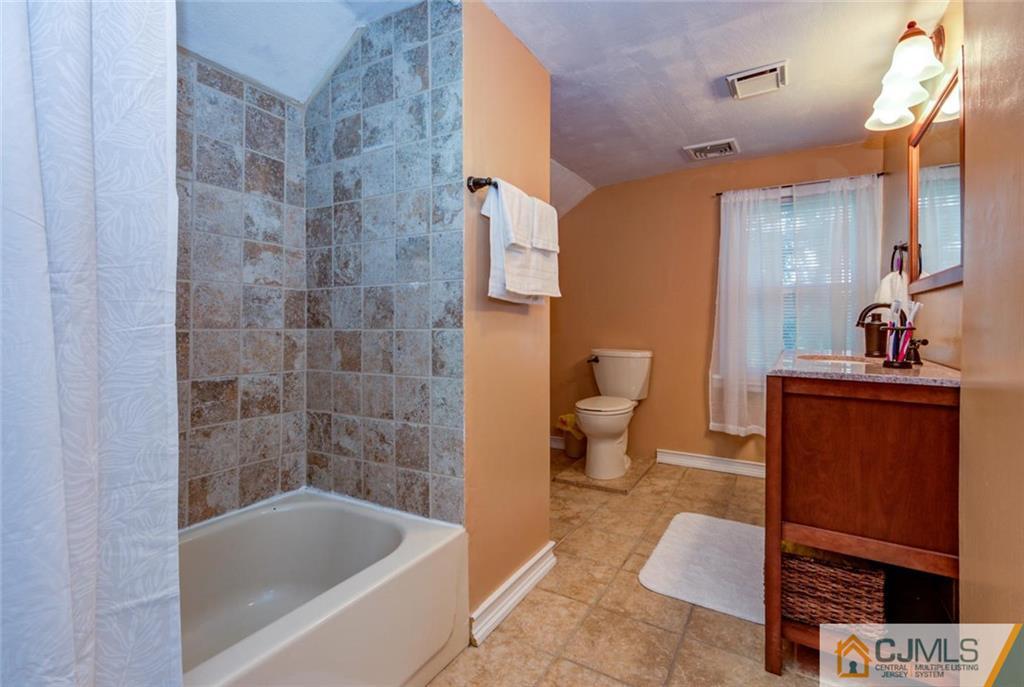 632 Ridge Road Monmouth Junction, NJ 08852 - Photo 8 of 20 Gallery Image 8
