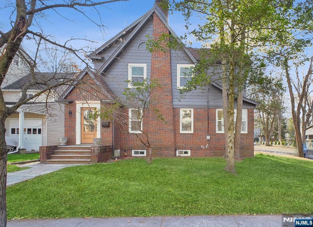 344 Marlboro Road Englewood, NJ 07631 - Photo 1 of 21