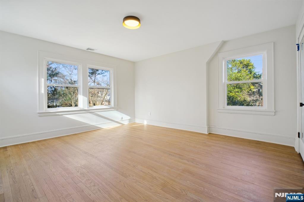 344 Marlboro Road Englewood, NJ 07631 - Photo 11 of 21