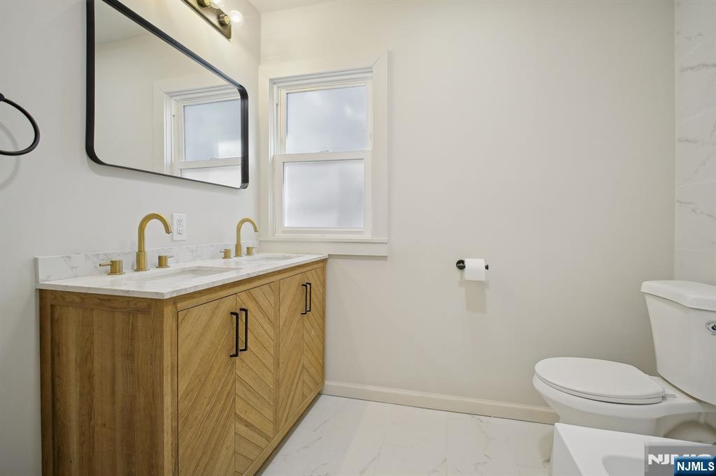 344 Marlboro Road Englewood, NJ 07631 - Photo 15 of 21