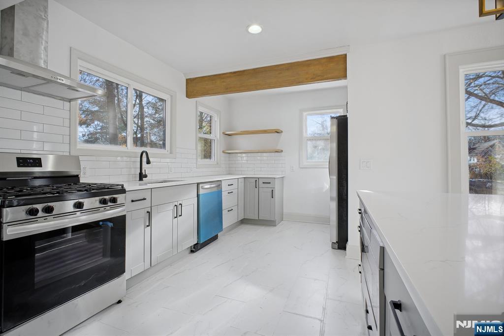 344 Marlboro Road Englewood, NJ 07631 - Photo 7 of 21