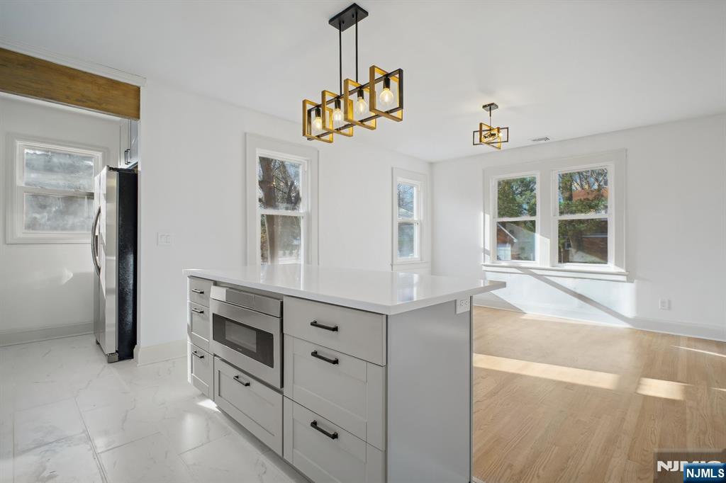 344 Marlboro Road Englewood, NJ 07631 - Photo 9 of 21