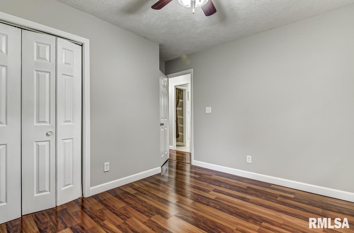 3526 Ivanhoe Drive Springfield, IL 62703 - Photo 15 of 28