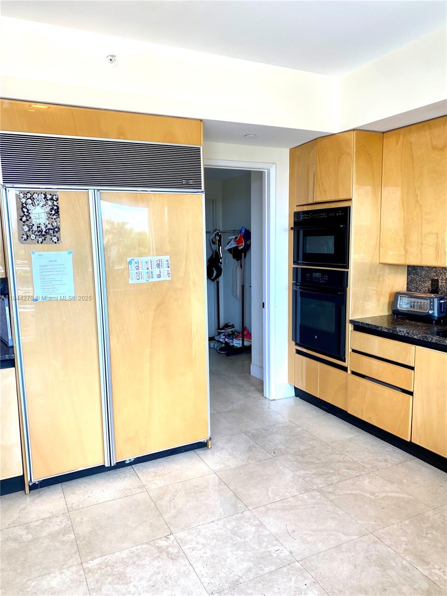 785 Crandon Boulevard, Unit 506 Key Biscayne, FL 33149 - Photo 7 of 58