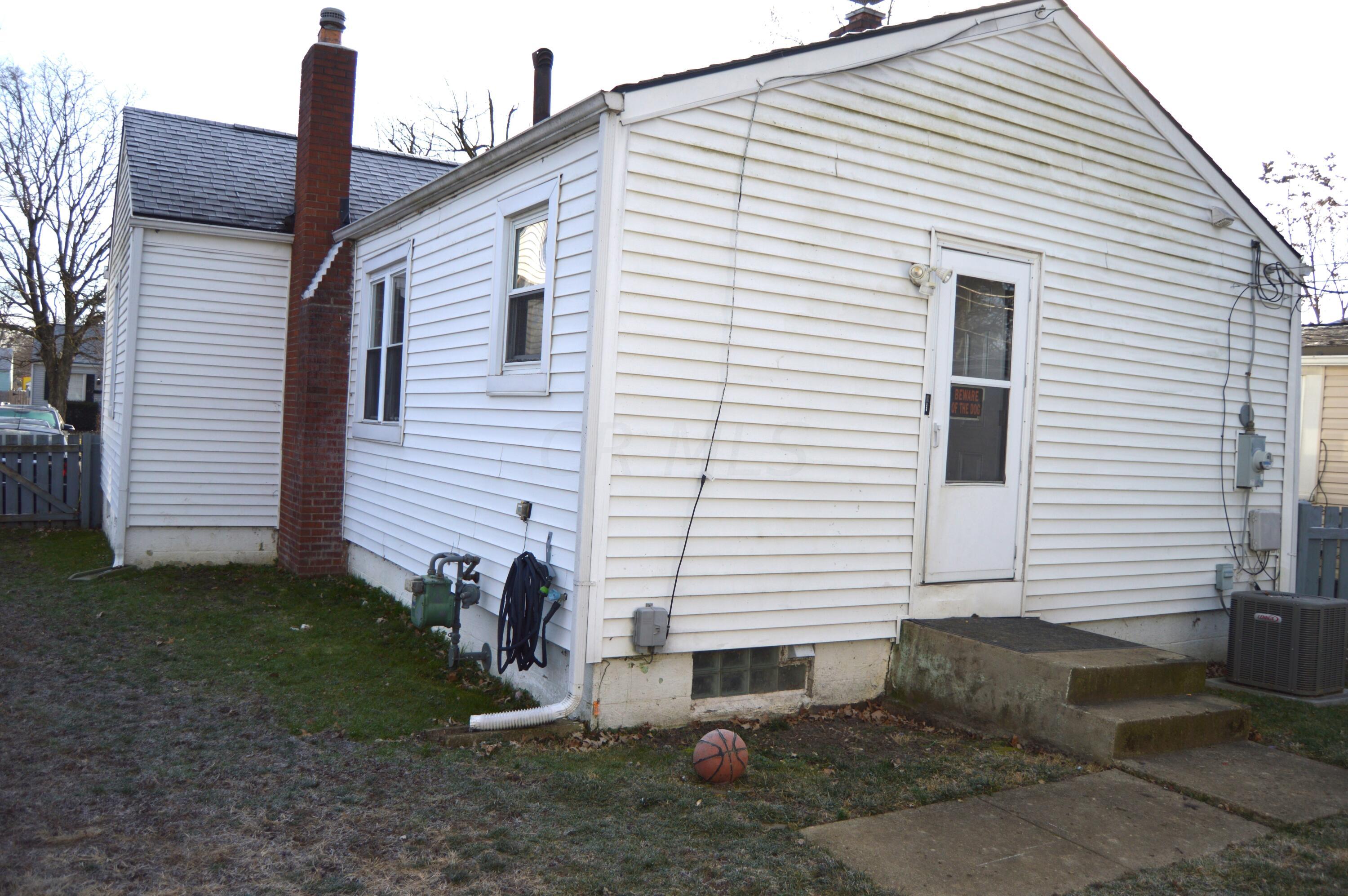 2983 Howey Road Columbus, OH 43224 - Photo 18 of 20 DSC_0059