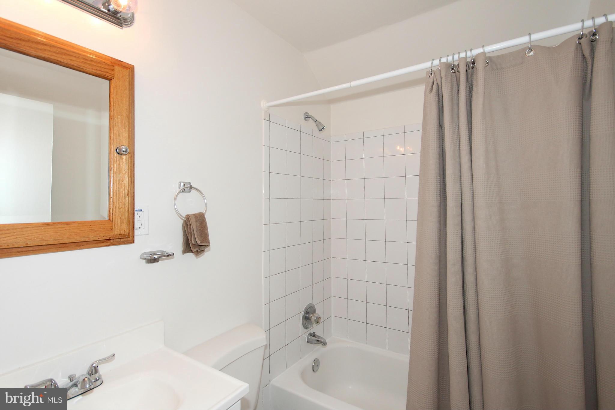 12611 Epping Road Silver Spring, MD 20906 - Photo 14 of 25 Bath