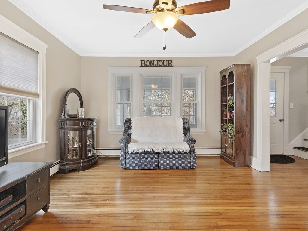 44 Marianne Road Waltham, MA 02452 - Photo 11 of 35 Gallery Image 11