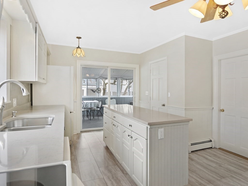 44 Marianne Road Waltham, MA 02452 - Photo 6 of 35 Gallery Image 6