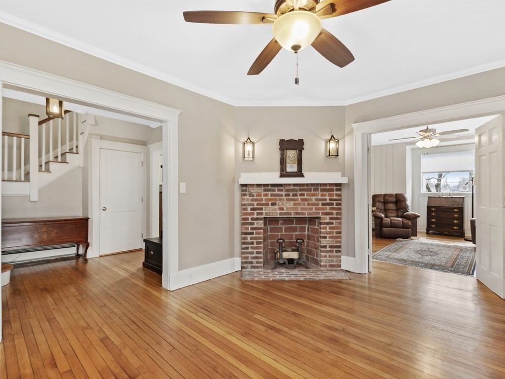 44 Marianne Road Waltham, MA 02452 - Photo 9 of 35 Gallery Image 9
