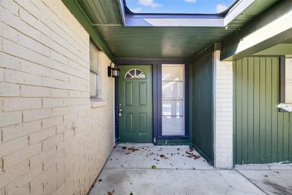 $1,699 | 7814 Pin Oak Drive, Alvin, TX 77511