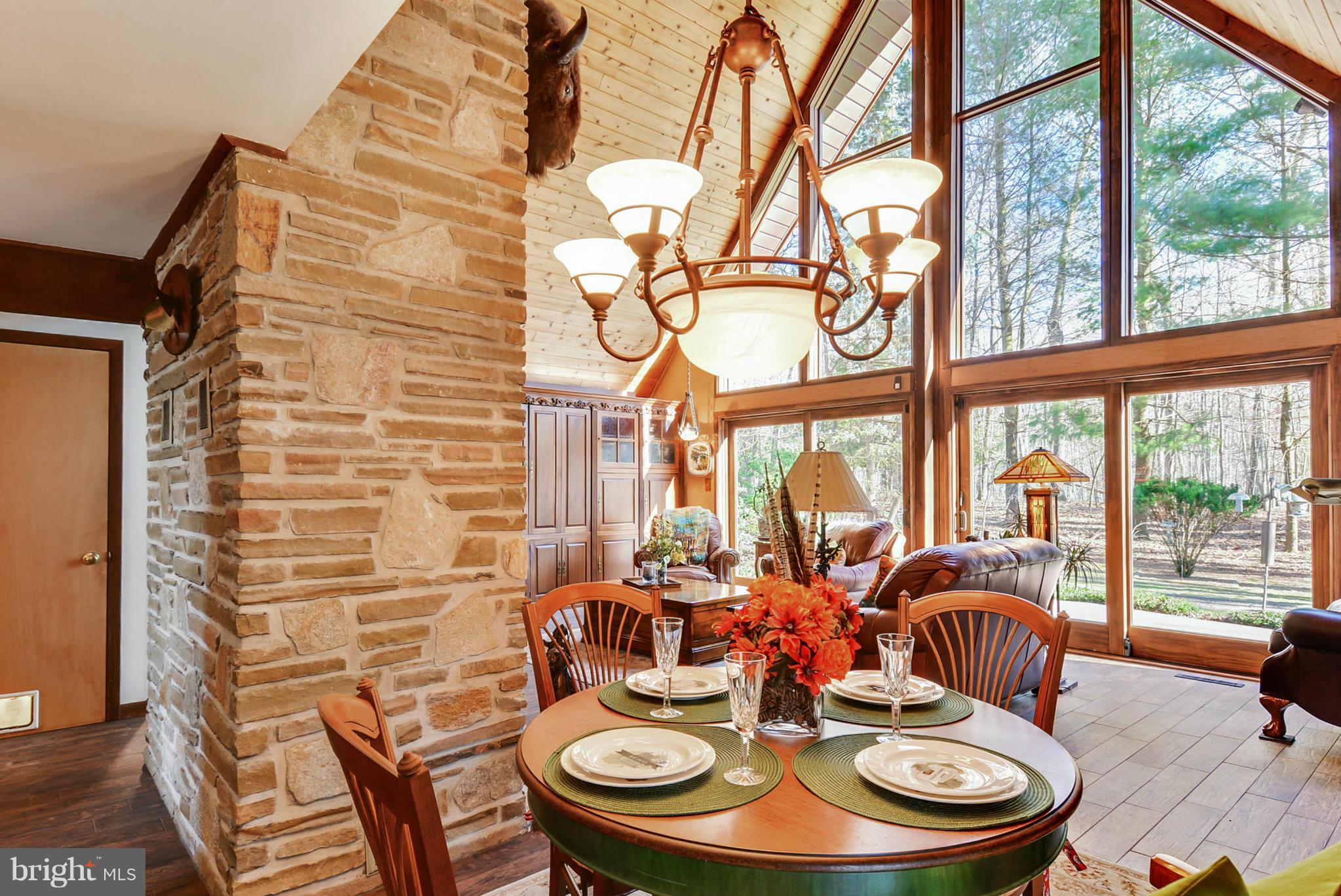 1401 Blue Mt Road Monkton, MD 21111 - Photo 7 of 30 Dining area is part of main level great room