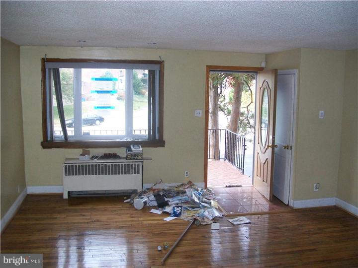 2609 Sorrento Road Philadelphia, PA 19131 - Photo 4 of 13 Gallery Image 4