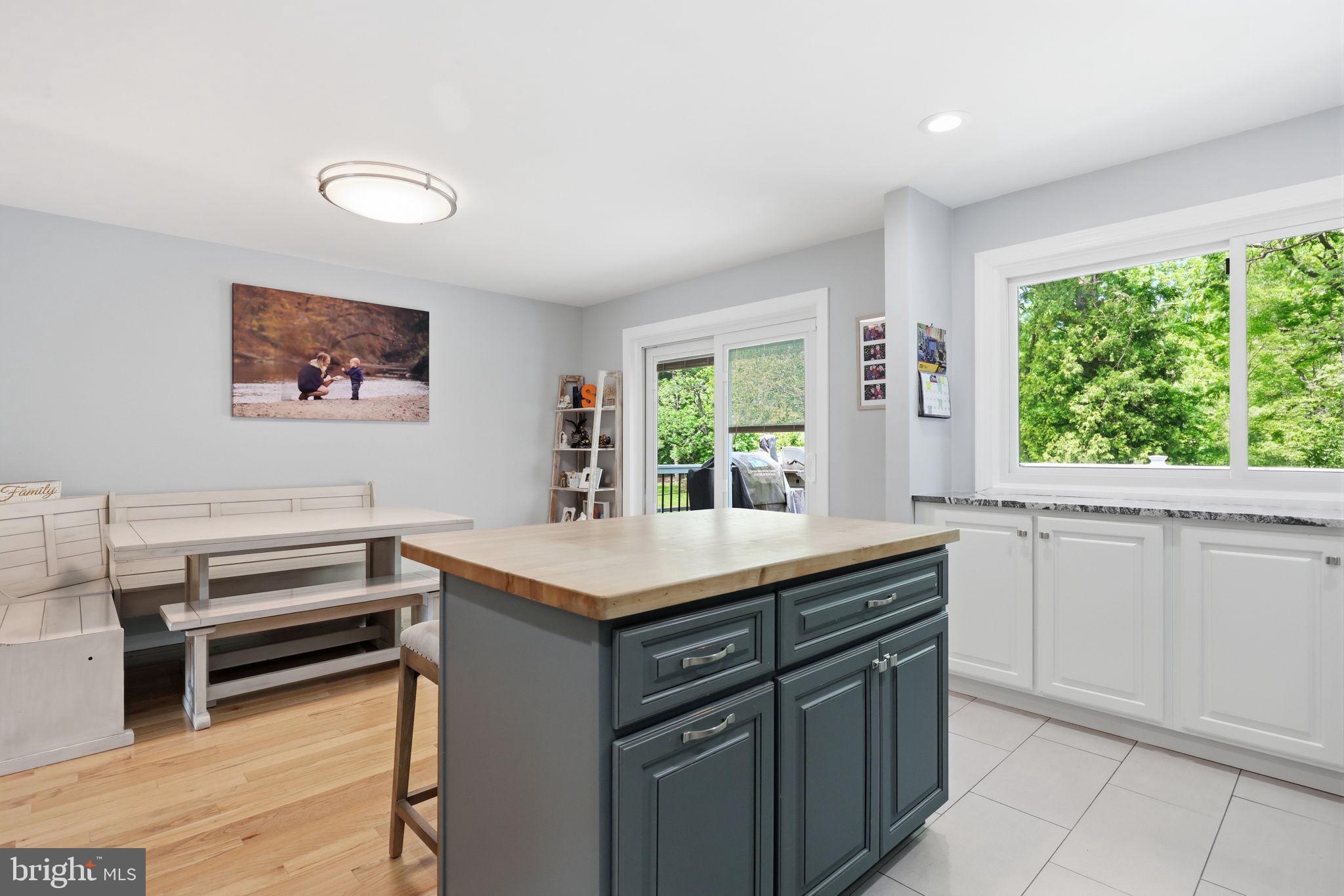 12740 Hollins Road Philadelphia, PA 19154 - Photo 8 of 28