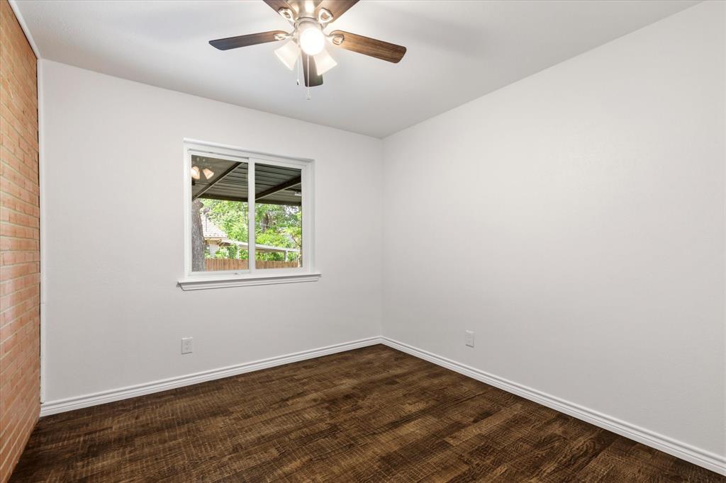 4837 Ashbrook Road Dallas, TX 75227 - Photo 29 of 40