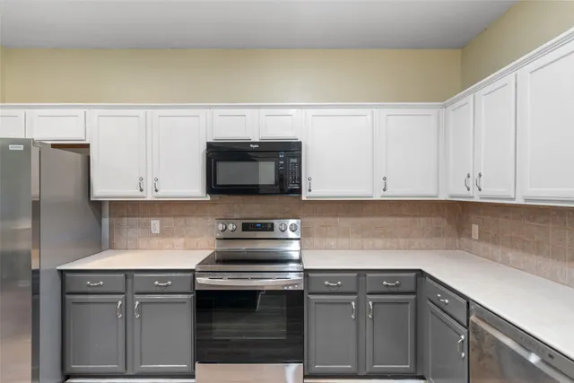 $550,000 | 118 Pin Oak Lane, Hempstead, TX 77445