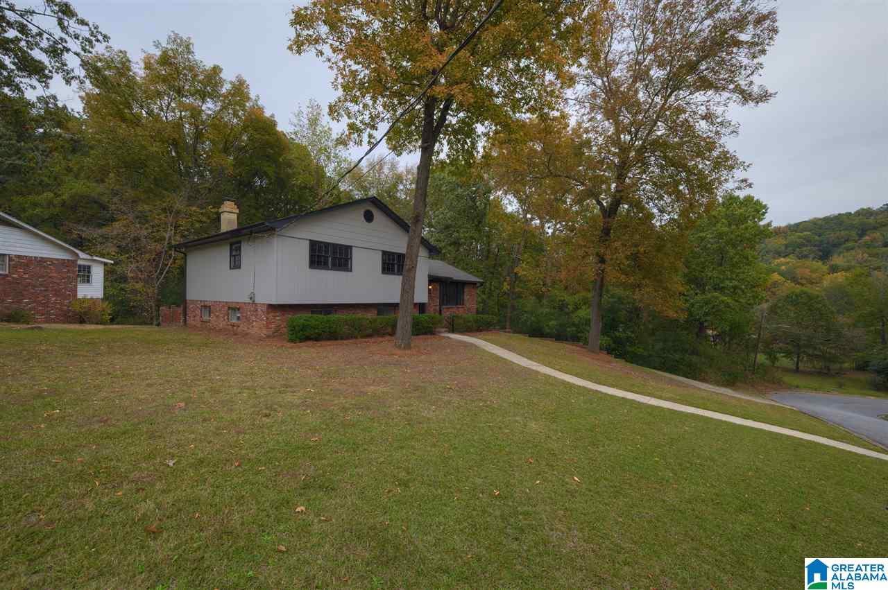 1201 Old Oak Road Birmingham, AL 35235 - Photo 3 of 31