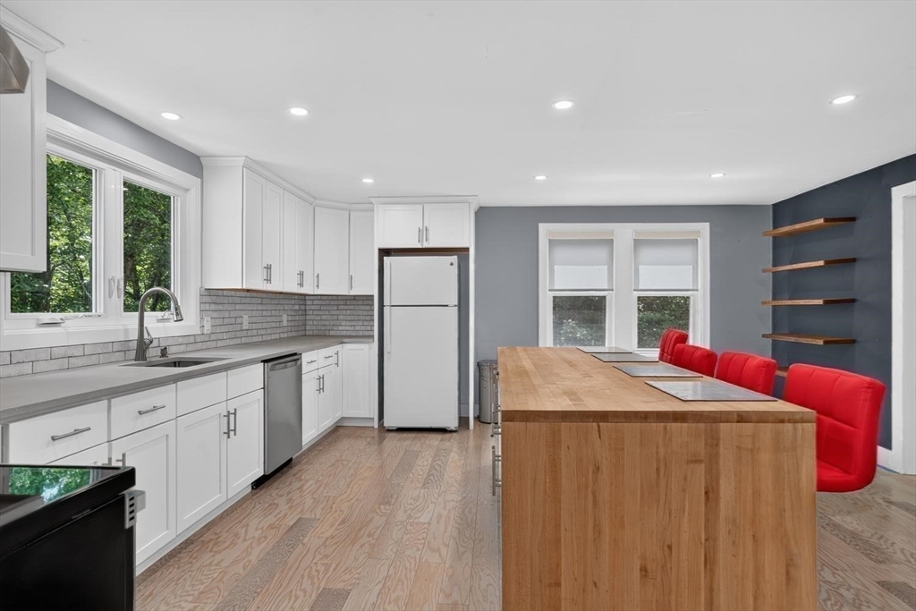 108 Fay Road, Unit A Framingham, MA 01702 - Photo 4 of 14