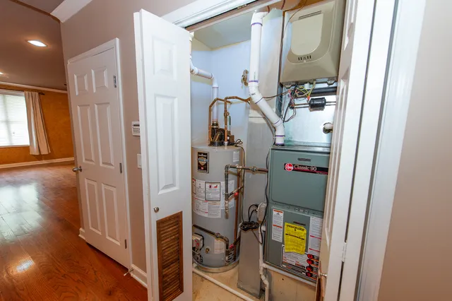 $270,000 | 2612 West Diversey Avenue, Unit 101, Chicago, IL 60647