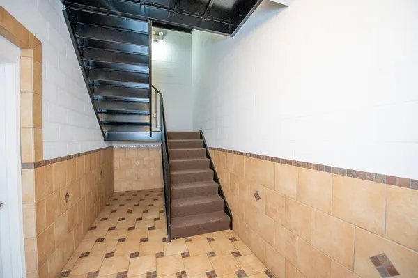 $270,000 | 2612 West Diversey Avenue, Unit 101, Chicago, IL 60647