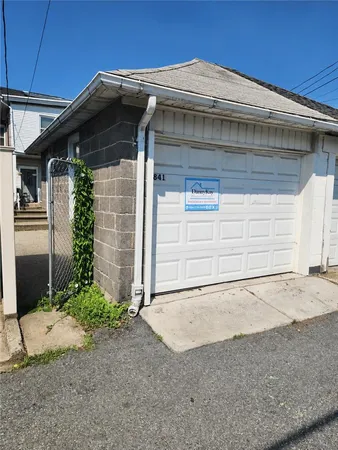 $150 | 918 Lincoln Avenue, Unit GARGAGE ONLY, Northampton, PA 18067