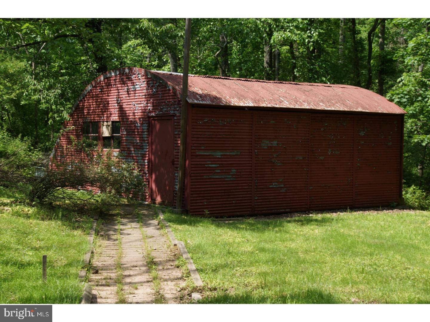 2828 Line Lexington Road Hatfield, PA 19440 - Photo 22 of 25 Storage Shed